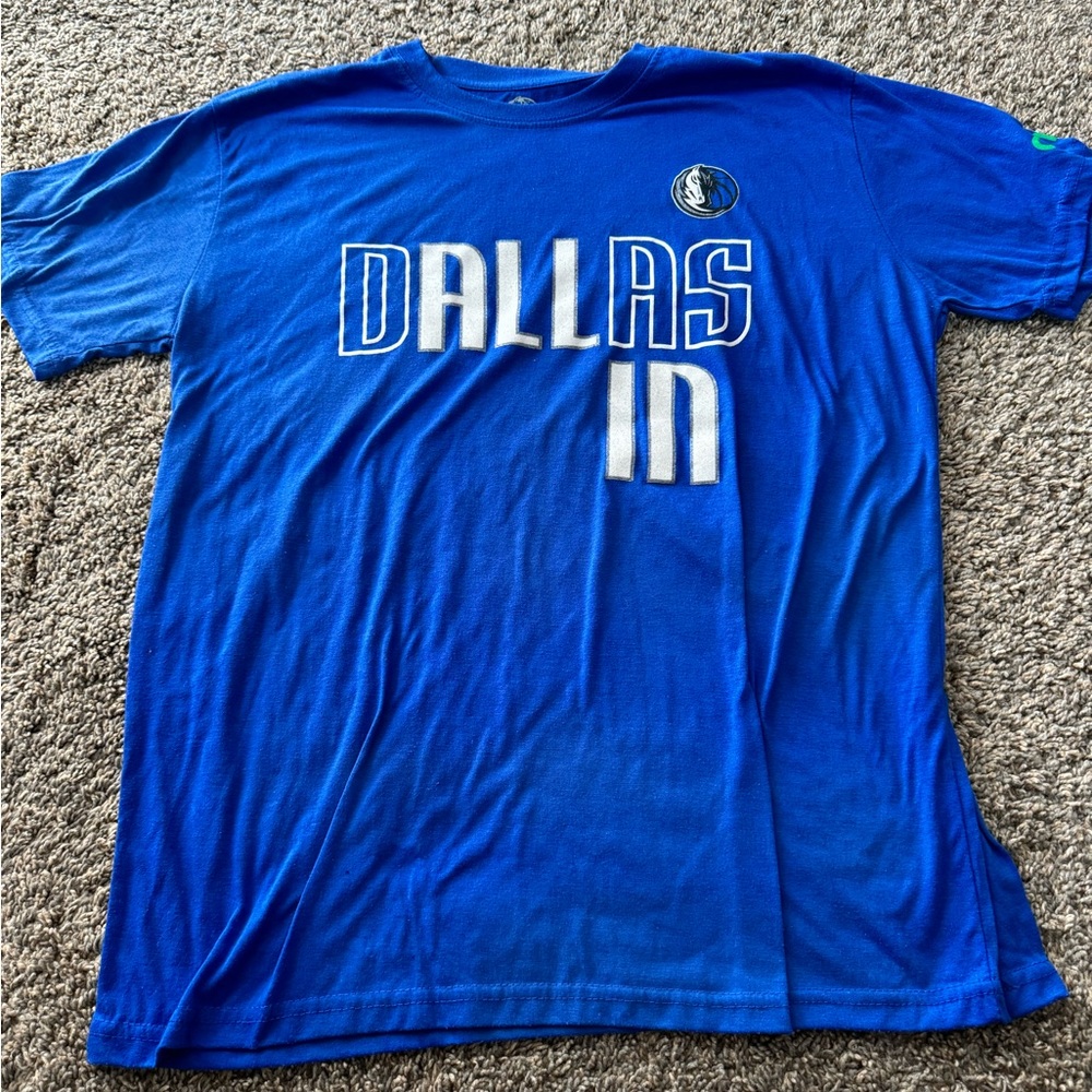 Men’s Dallas Mavericks T-shirt